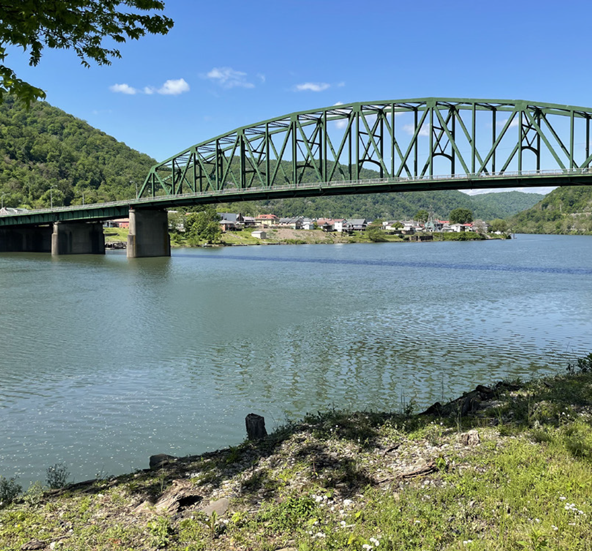 Earl M. Vickers Memorial Bridge