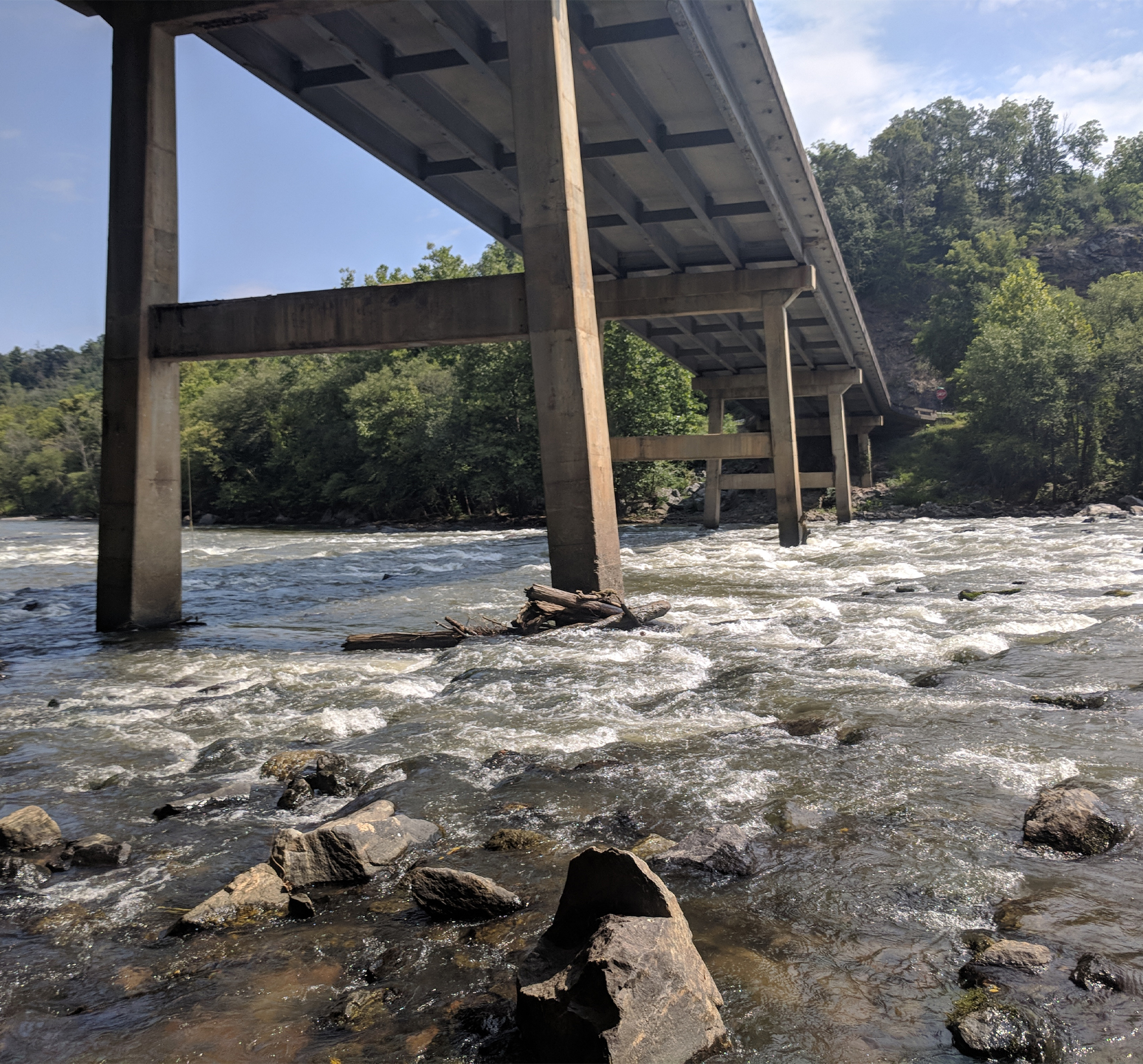 B-5992 Bridge over French Broad River